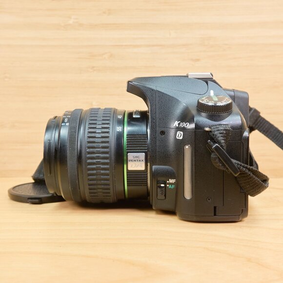 Pentax K100D 6.1 MP DSLR Camera with sms Pentax DA 18-55mm Lens - Picture 6 of 11
